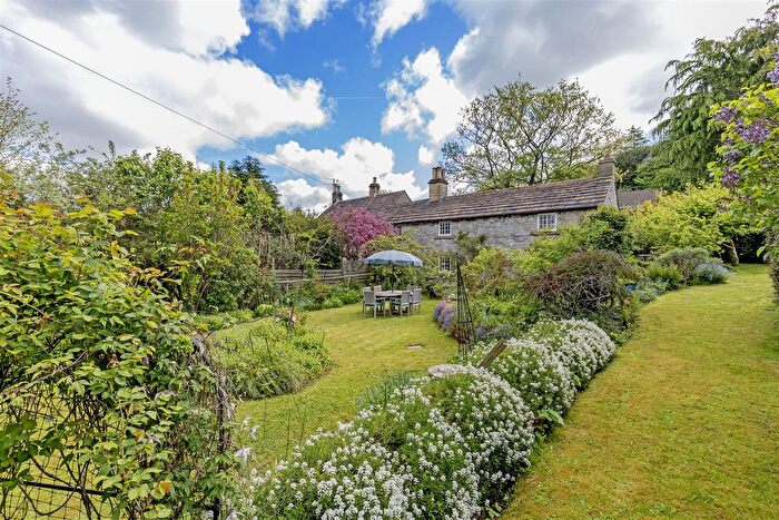 3 Bedroom Semi-detached House For Sale In Baslow Road, Bakewell, DE45
