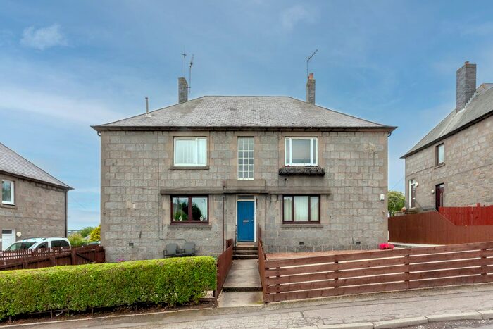 2 Bedroom Flat For Sale In North Anderson Drive, Hilton, Aberdeen, AB16