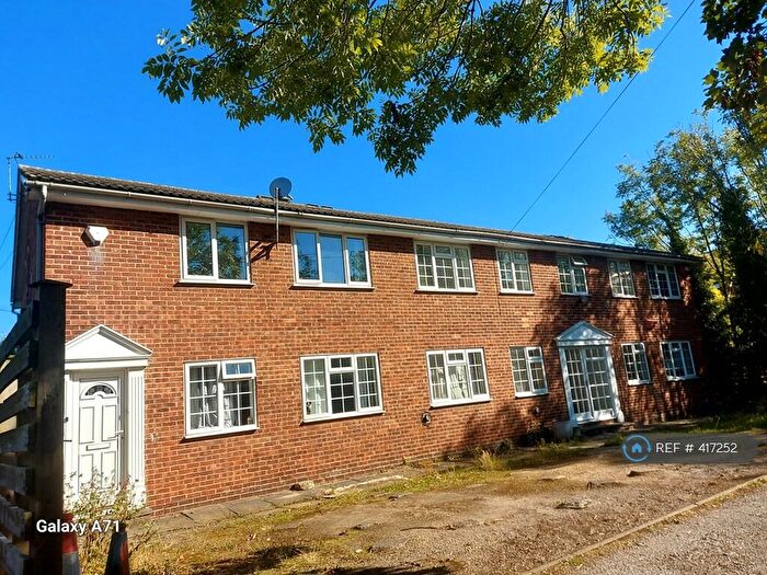 2 Bedroom Flat To Rent In Stanmore Place, Leeds, LS4