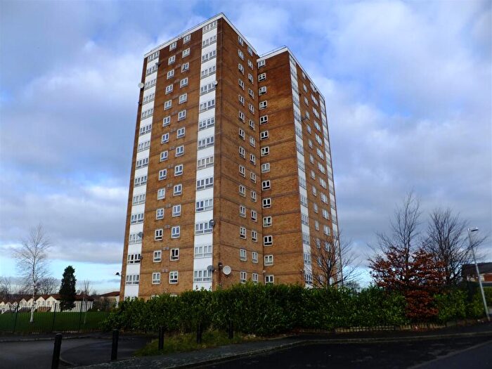 2 Bedroom Apartment To Rent In City View, Highclere Avenue, Cheetwood, M7