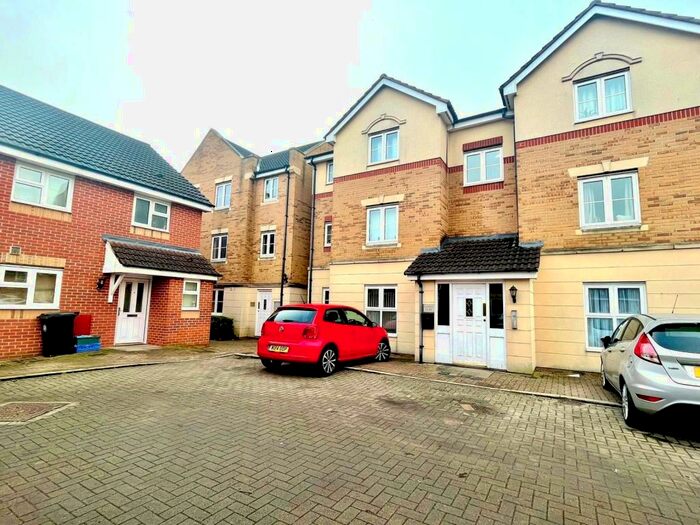 1 Bedroom Flat To Rent In Bristol South End, Bedminster, Bristol, BS3