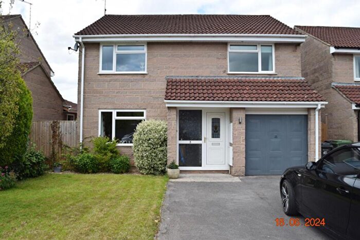 4 Bedroom Detached House To Rent In Greenhayes, Cheddar, BS27