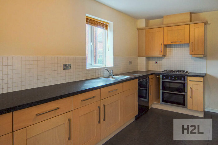 4 Bedroom Town House To Rent In Manhattan Way, Coventry, CV4