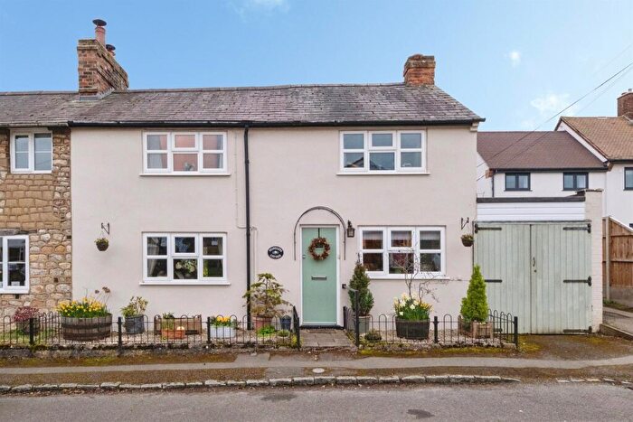 4 Bedroom Semi-Detached House For Sale In Main Street, Maids Moreton, Buckingham, MK18