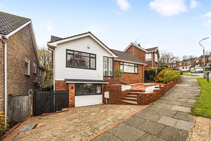 4 Bedroom Detached House To Rent In Brangwyn Drive, Brighton, BN1