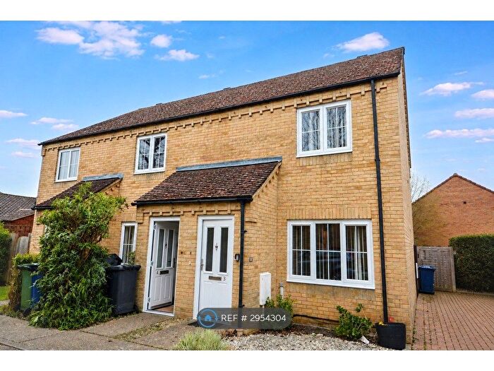 2 Bedroom End Terrace House To Rent In Oak Tree Way, Cambridge, CB24