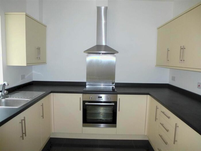2 Bedroom Flat To Rent In Billacombe Road, Plymstock, Plymouth, PL9