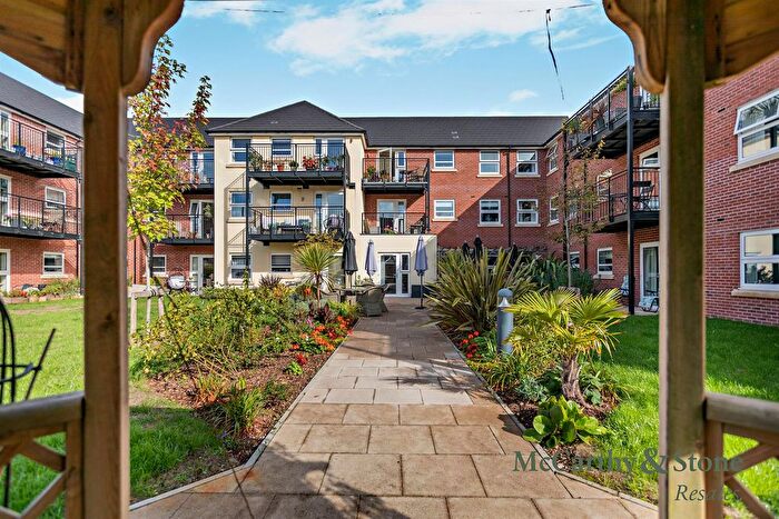 1 Bedroom Flat For Sale In Foxglove Place, Willand Road, Cullompton, EX15