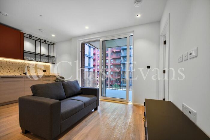 1 Bedroom Flat To Rent In Hemlock Street, Poplar, London, E14