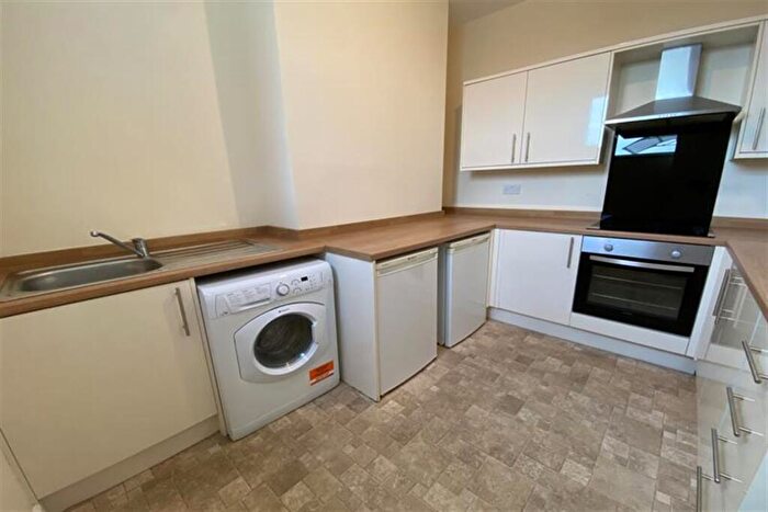 2 Bedroom Apartment To Rent In High Road, NG9