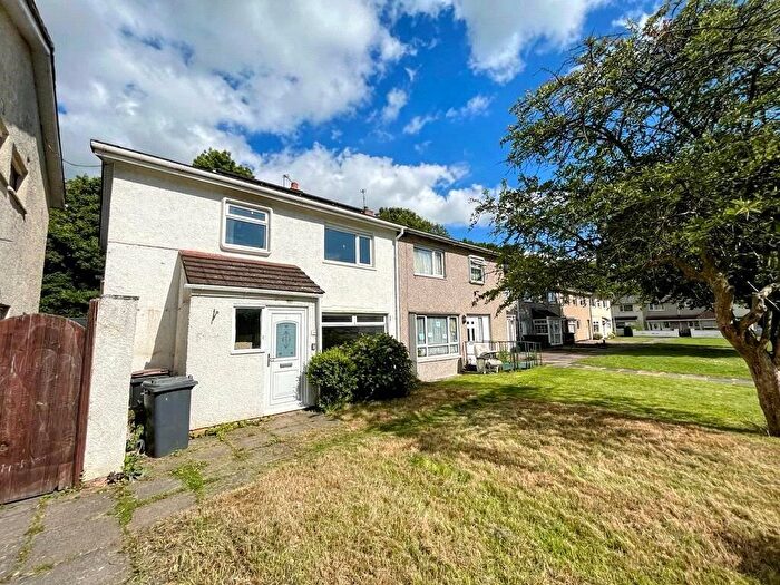 3 Bedroom Semi-Detached House For Sale In Gilpin Road, Newton Aycliffe, Durham, DL5