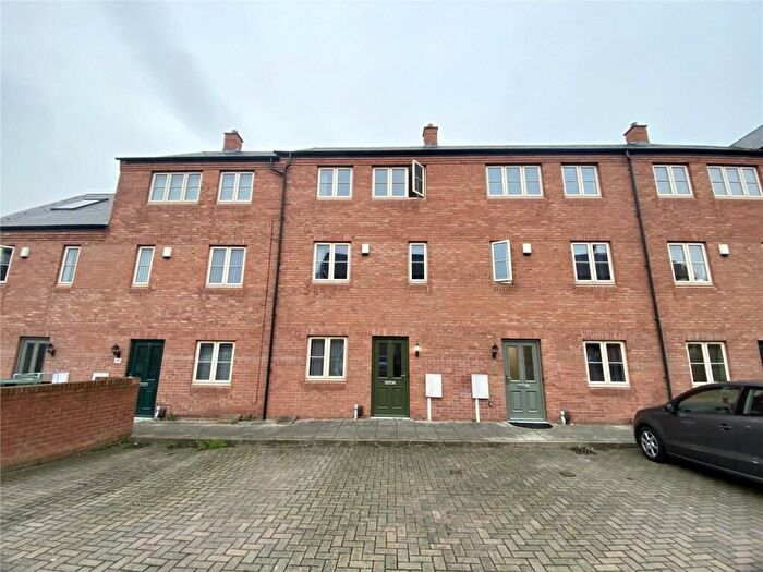 4 Bedroom Property To Rent In Kilby Mews, Coventry, CV1