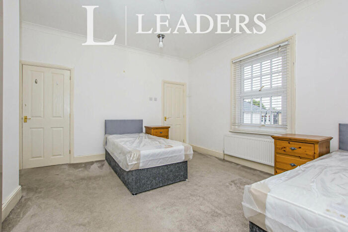 1 Bedroom Detached House To Rent In Room, Stonegate, Spalding, PE11