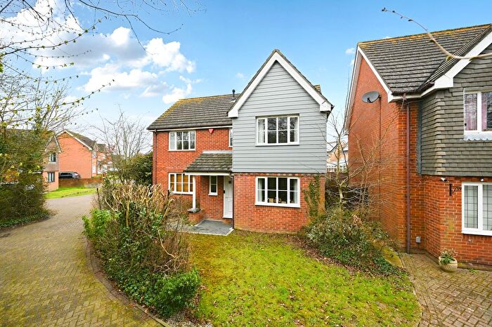 4 Bedroom Detached House For Sale In Constantine Road, Ashford, TN23