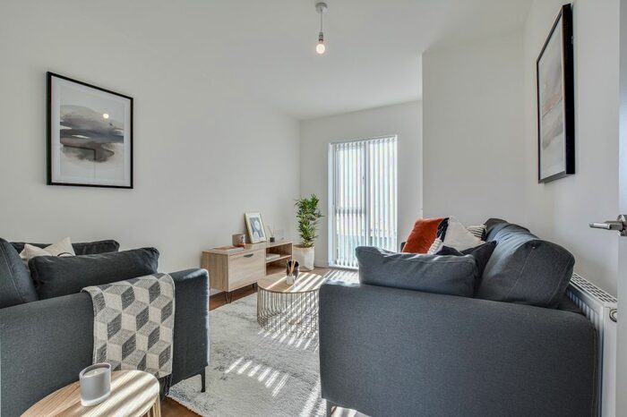 3 Bedroom Terraced House To Rent In Wren Crescent, Sheffield, S2