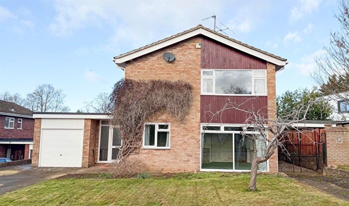 4 Bedroom Property To Rent In Lawson Glade, Cheltenham, GL53