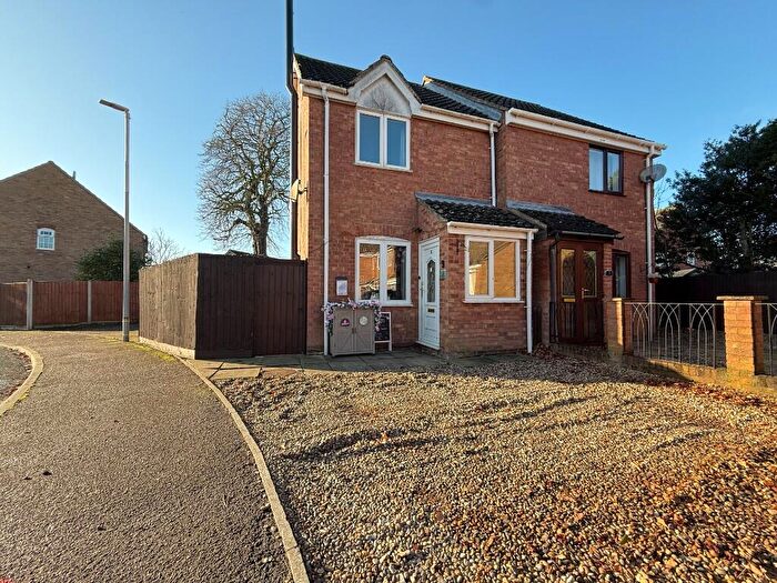 2 Bedroom Semi Detached House For Sale In Thorpe Drive, Attleborough, Norfolk, NR17