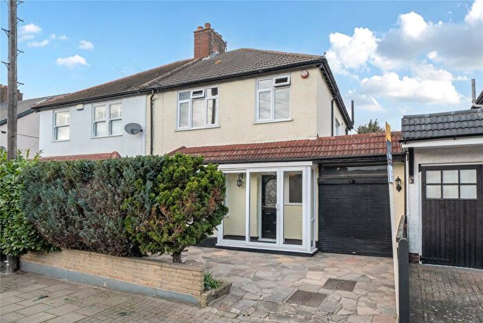 3 Bedroom Semi Detached House For Sale In Foxbury Road, Bromley, BR1