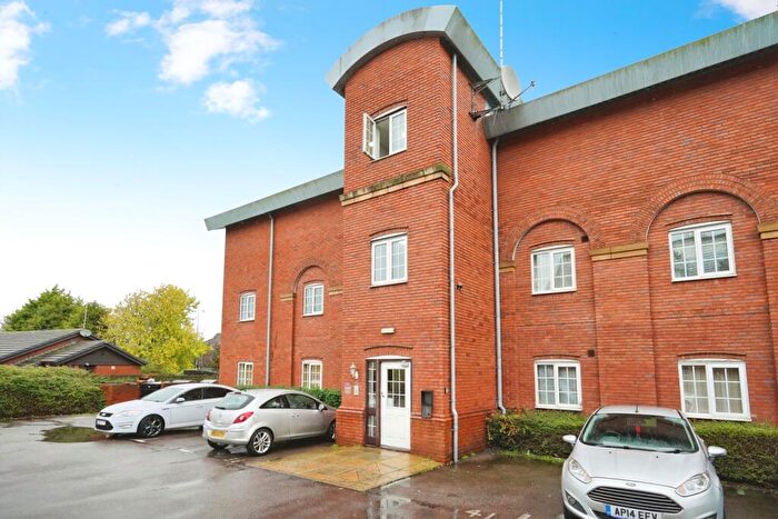 2 Bedroom Flat To Rent In Caxton Court, Burton Upon Trent, DE14