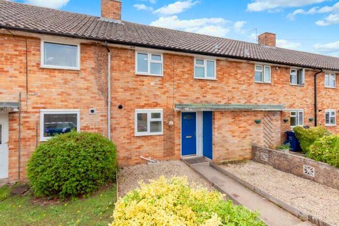 3 Bedroom Terraced House To Rent In Kingsclere Road, Bicester, OX26