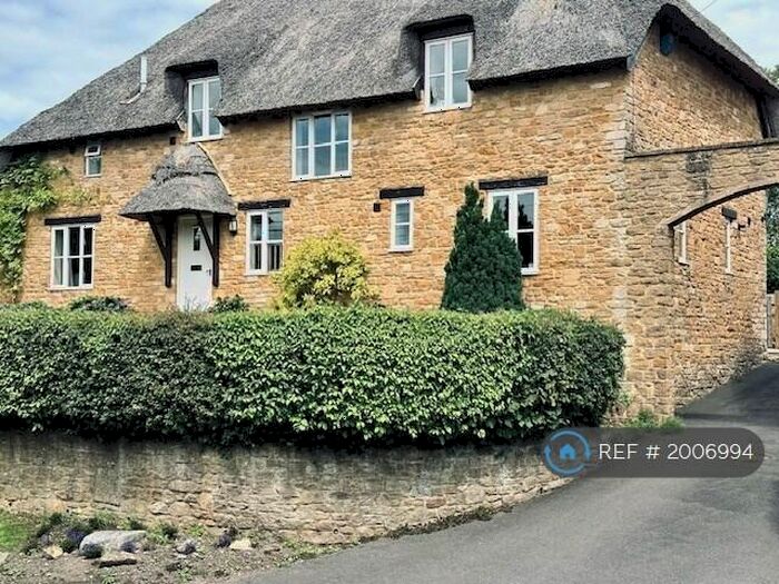 4 Bedroom Detached House To Rent In Queen Street, Tintinhull, Yeovil, BA22