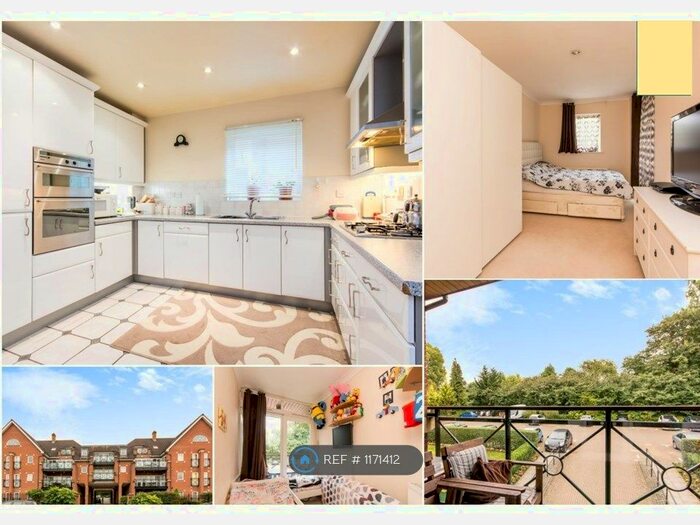 2 Bedroom Flat To Rent In Henderson Court, London, N12