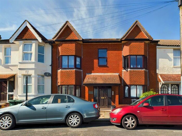 1 Bedroom Apartment To Rent In Miles Court, A Payne Avenue, Hove, East Sussex, BN3