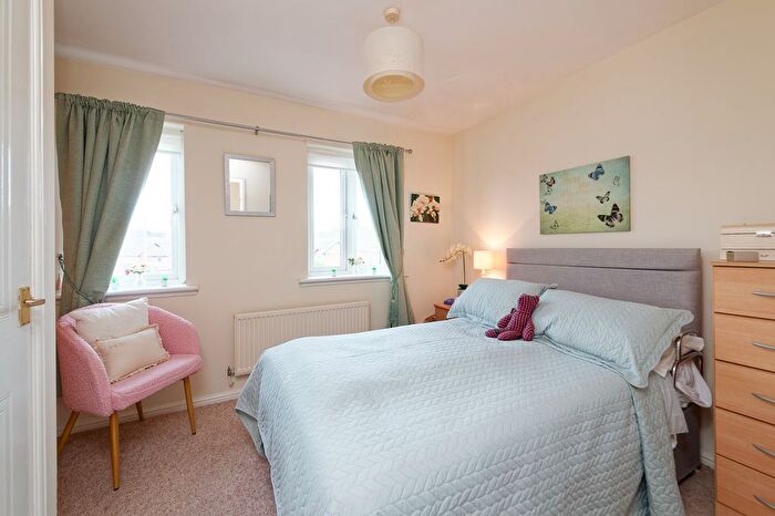 2 Bedroom Terraced House For Sale In Cromptons Grove, Paisley, PA1