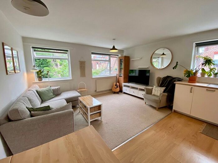 2 Bedroom Apartment To Rent In Oswald Road, Chorlton Cum Hardy, M21