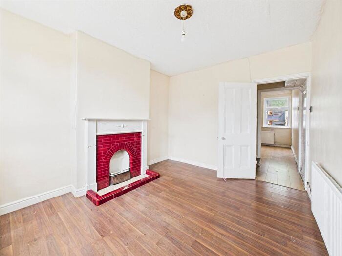 2 Bedroom Terraced House For Sale In Bourges Boulevard, Peterborough, PE1