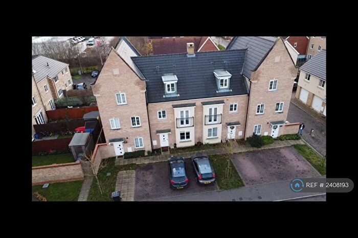 4 Bedroom Terraced House To Rent In Buttercup Avenue, St. Neots, PE19