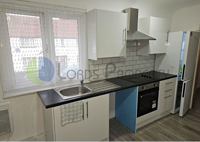 2 Bedroom Flat To Rent In Reynardson Road, London, N17