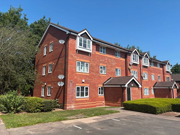 2 Bedroom Flat To Rent In Morville Croft, Bilston, WV14