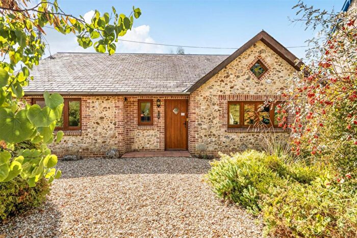 3 Bedroom Bungalow For Sale In Dalwood, Axminster, EX13