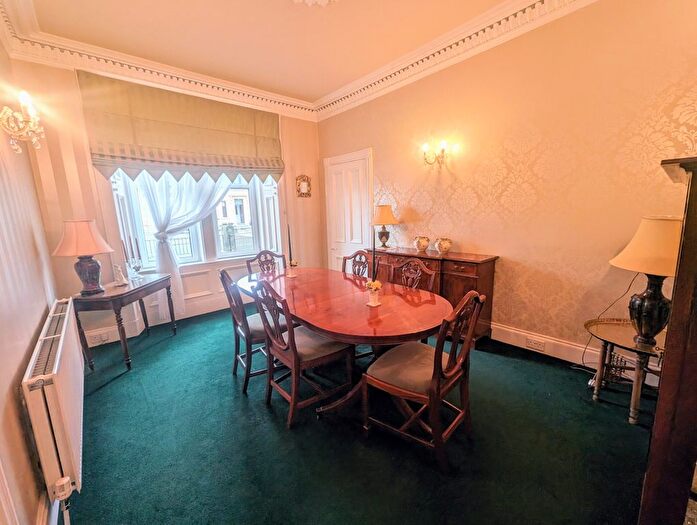 4 Bedroom Detached House For Sale In Caledonia Road, Saltcoats, KA21
