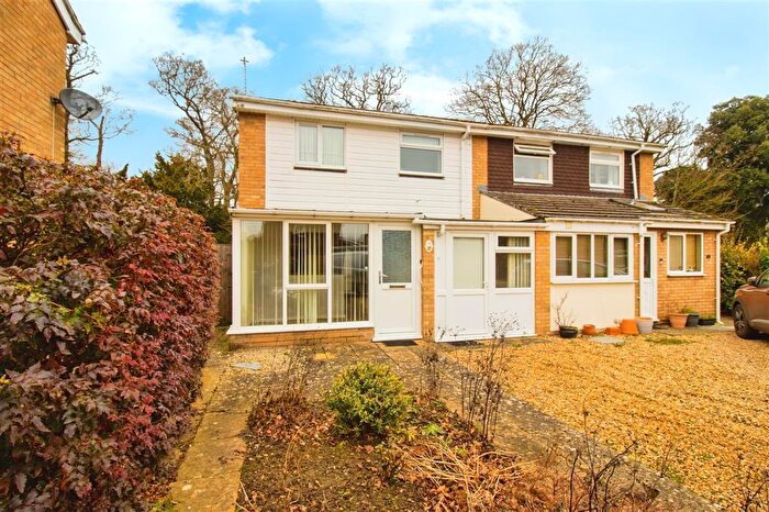 3 Bedroom Semi-Detached House For Sale In Hose Avenue, Roydon, Diss, IP22