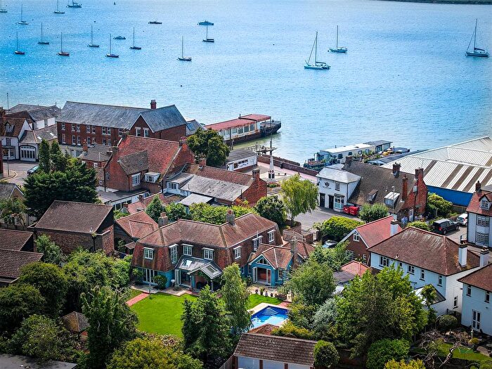 4 Bedroom Detached House For Sale In High Street, Burnham-On-Crouch, CM0