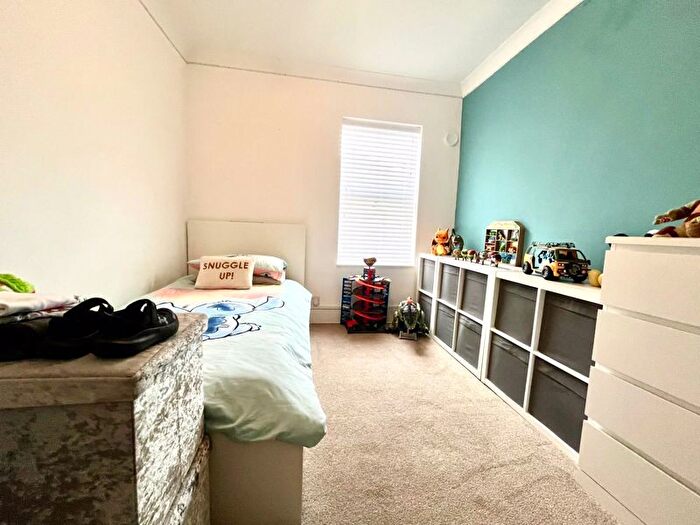 3 Bedroom Property To Rent In Benhill Road, Sutton, SM1