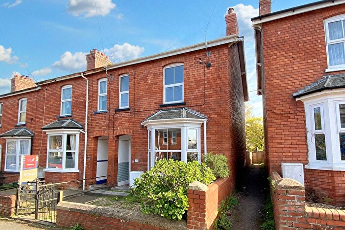3 Bedroom End Of Terrace House For Sale In Holyoake Street, Wellington, Somerset, TA21