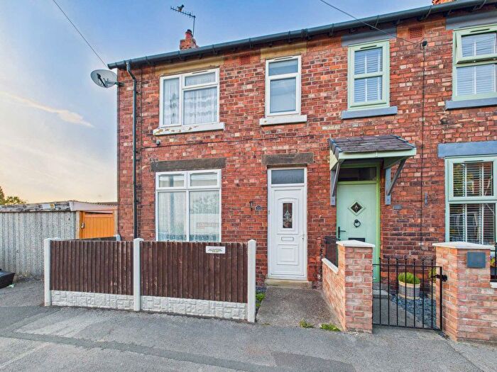 3 Bedroom Semi-Detached House To Rent In Richard Street, Selby, North Yorkshire, YO8