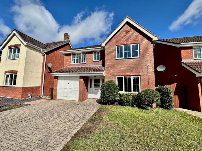 5 Bedroom Property To Rent In Speedwell Way, Norwich, NR5