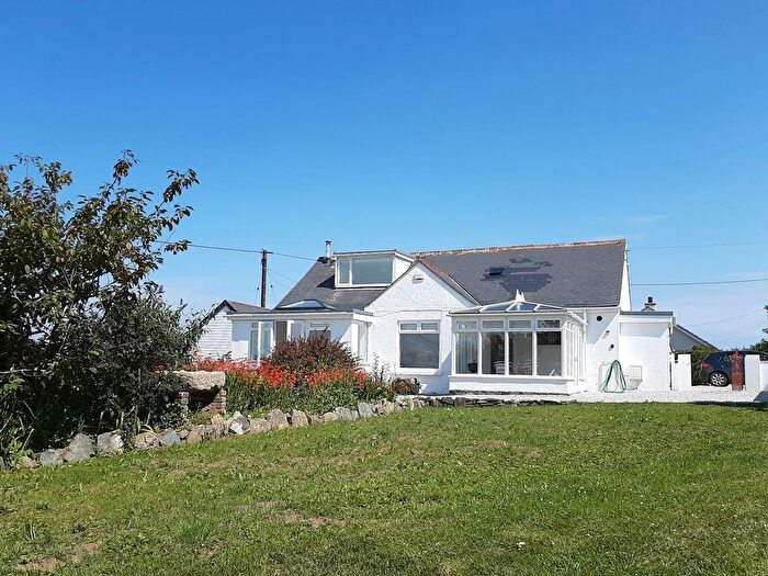 6 Bedroom Detached Bungalow For Sale In Large Detached Home With Separate Annexe, Mullion, TR12