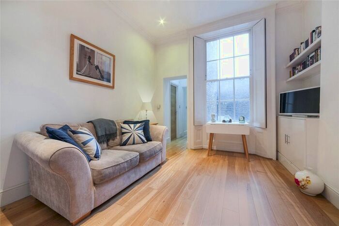 1 Bedroom Flat To Rent In Gloucester Avenue, Primrose Hill, London, NW1