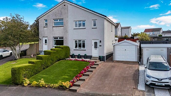 3 Bedroom Semi-Detached Villa For Sale In Glen Orrin Way, Neilston, Glasgow, G78