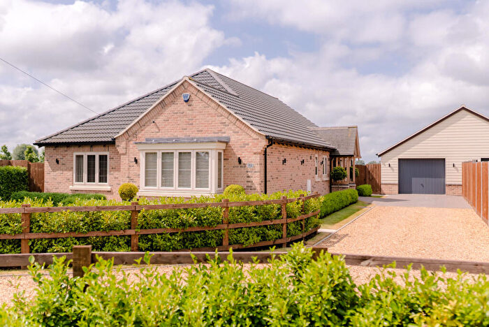 4 Bedroom Detached Bungalow For Sale In Wype Road, Eastrea, PE7