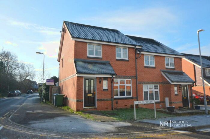 3 Bedroom Semi-Detached House To Rent In Bailey Crescent, Chessington, Surrey, KT9