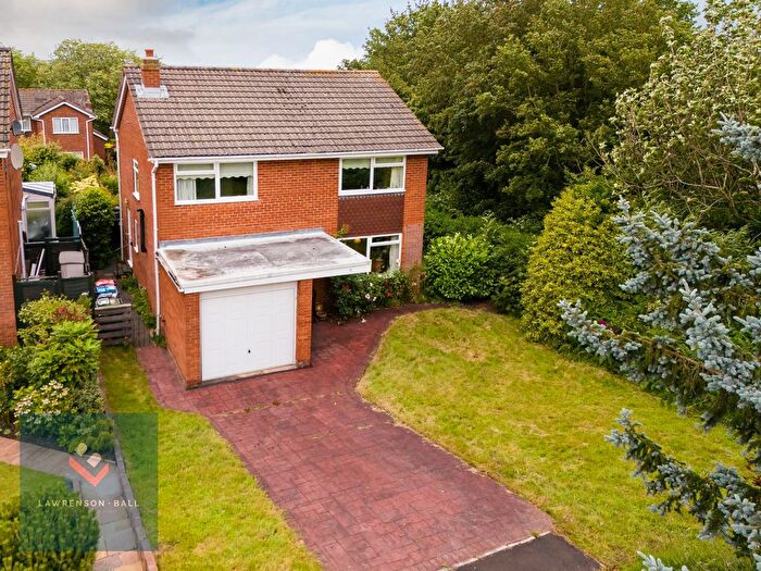4 Bedroom Detached House For Sale In Acres Crescent, Kingsley, WA6