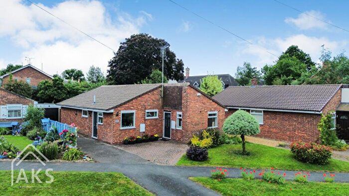 3 Bedroom Detached Bungalow For Sale In Blacksmiths Lane, Newton Solney, DE15