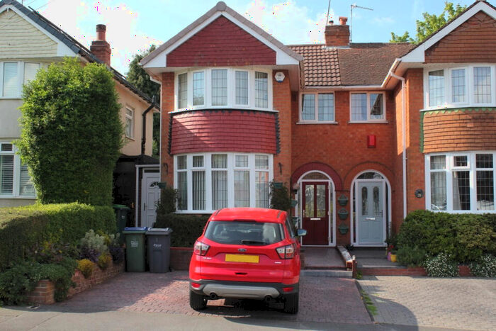 3 Bedroom Semi-Detached House To Rent In Apsley Road, Oldbury, B68