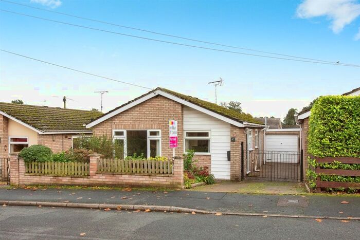 2 Bedroom Detached Bungalow For Sale In Woodlands Rise, Brandon, IP27